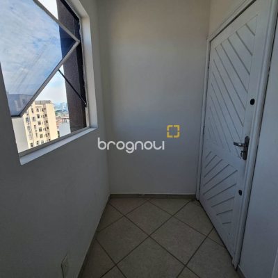Sala com 47m², no bairro Centro em Florianópolis