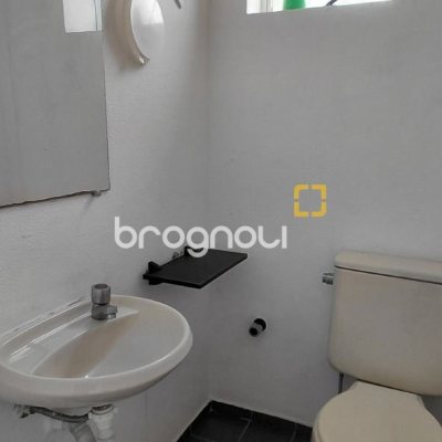 Sala com 47m², no bairro Centro em Florianópolis