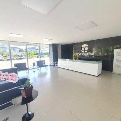 Sala com 100m², 4 garagens, no bairro Saco Grande em Florianópolis