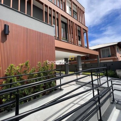 Loft com 42m², 1 quarto (sendo 1 suíte), 1 garagem, no bairro Novo Campeche em Florianópolis