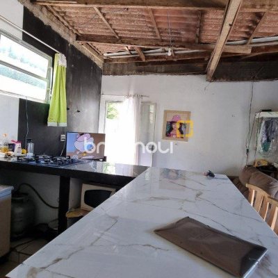 Casa com 150m², 5 quartos, 2 garagens, no bairro Tapera da Base em Florianópolis