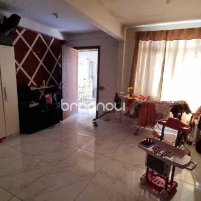 Casa com 150m², 5 quartos, 2 garagens, no bairro Tapera da Base em Florianópolis
