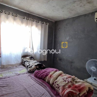 Casa com 150m², 5 quartos, 2 garagens, no bairro Tapera da Base em Florianópolis