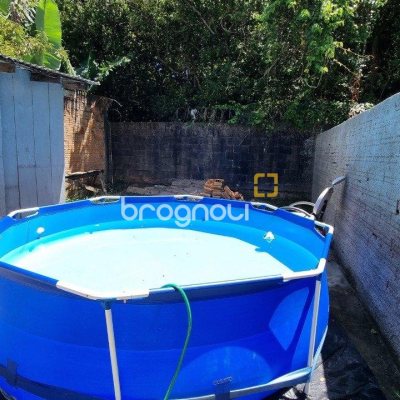 Casa com 150m², 5 quartos, 2 garagens, no bairro Tapera da Base em Florianópolis