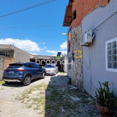 Casa com 150m², 5 quartos, 2 garagens, no bairro Tapera da Base em Florianópolis