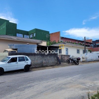 Terreno com 660m², no bairro Campinas em São José