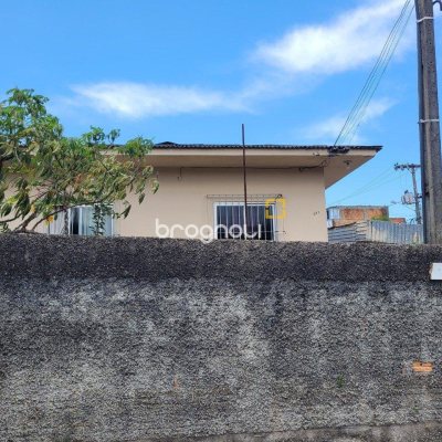 Terreno com 660m², no bairro Campinas em São José