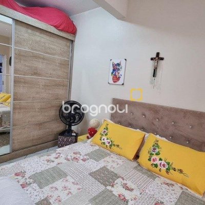 Apartamento com 77m², 2 quartos (sendo 1 suíte), 2 garagens, no bairro Santinho em Florianópolis