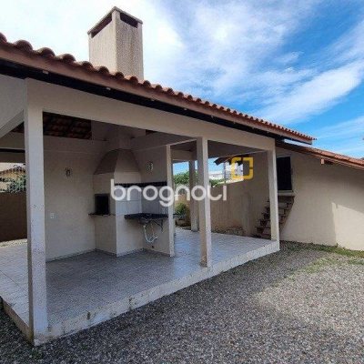 Apartamento com 77m², 2 quartos (sendo 1 suíte), 2 garagens, no bairro Santinho em Florianópolis