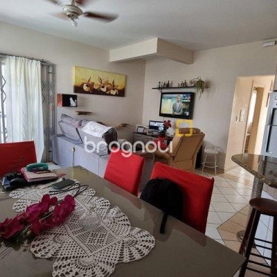 Apartamento com 77m², 2 quartos (sendo 1 suíte), 2 garagens, no bairro Santinho em Florianópolis