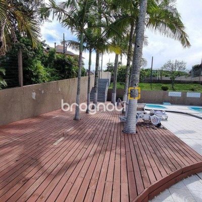 Apartamento com 77m², 2 quartos (sendo 1 suíte), 2 garagens, no bairro Santinho em Florianópolis