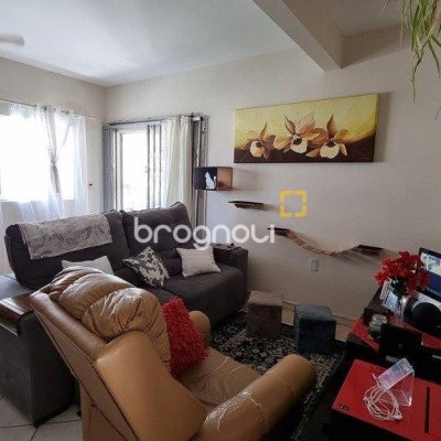 Apartamento com 77m², 2 quartos (sendo 1 suíte), 2 garagens, no bairro Santinho em Florianópolis