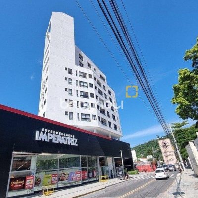 Apartamento com 81m², 2 quartos (sendo 1 suíte), 2 garagens, no bairro Saco dos Limões em Florianópolis