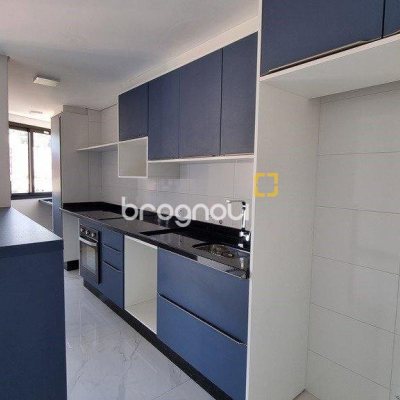 Apartamento com 81m², 2 quartos (sendo 1 suíte), 2 garagens, no bairro Saco dos Limões em Florianópolis