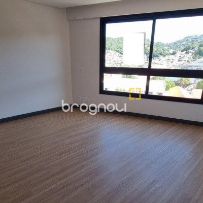 Apartamento com 81m², 2 quartos (sendo 1 suíte), 2 garagens, no bairro Saco dos Limões em Florianópolis