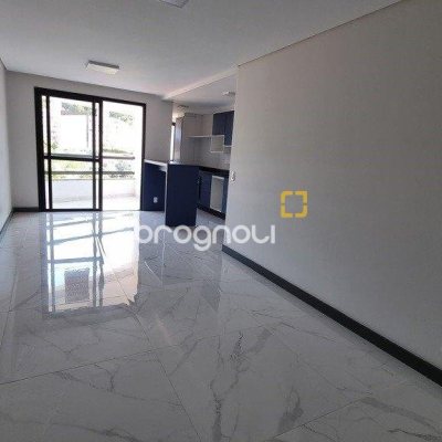 Apartamento com 81m², 2 quartos (sendo 1 suíte), 2 garagens, no bairro Saco dos Limões em Florianópolis