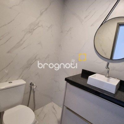 Apartamento com 81m², 2 quartos (sendo 1 suíte), 2 garagens, no bairro Saco dos Limões em Florianópolis