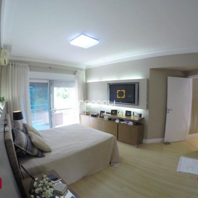 Casa de Condomínio com 393m², 4 quartos (sendo 4 suítes), 2 garagens, no bairro Santa Mônica em Florianópolis