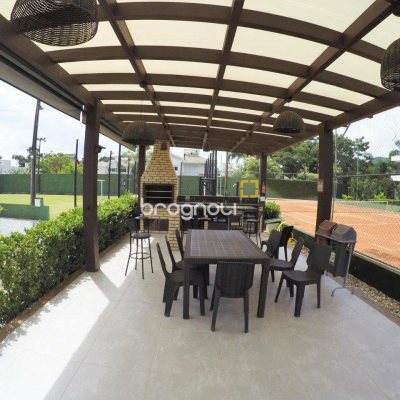 Casa de Condomínio com 393m², 4 quartos (sendo 4 suítes), 2 garagens, no bairro Santa Mônica em Florianópolis