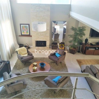 Casa de Condomínio com 393m², 4 quartos (sendo 4 suítes), 2 garagens, no bairro Santa Mônica em Florianópolis