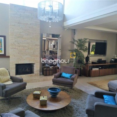 Casa de Condomínio com 393m², 4 quartos (sendo 4 suítes), 2 garagens, no bairro Santa Mônica em Florianópolis