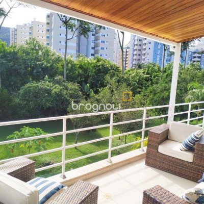 Casa de Condomínio com 393m², 4 quartos (sendo 4 suítes), 2 garagens, no bairro Santa Mônica em Florianópolis