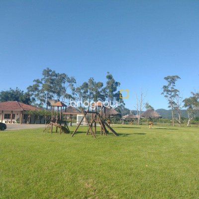 Terreno com 35000m², no bairro Ratones em Florianópolis