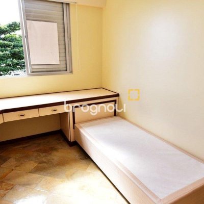 Apartamento com 143m², 4 quartos (sendo 1 suíte), 3 garagens, no bairro Balneário em Florianópolis
