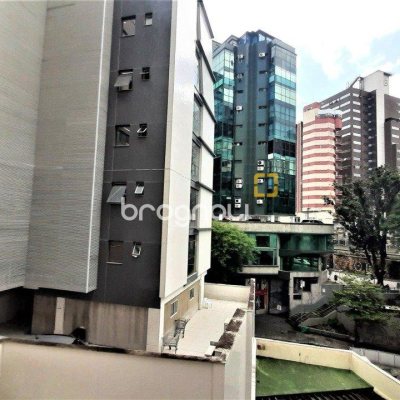 Apartamento com 99m², 3 quartos (sendo 1 suíte), no bairro Centro em Florianópolis