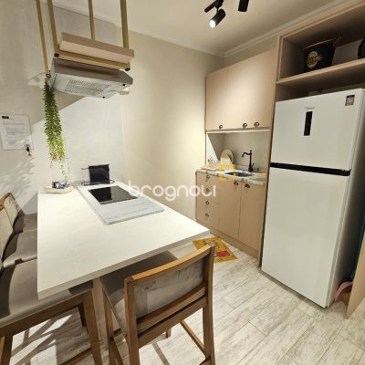 Apartamento com 99m², 3 quartos (sendo 1 suíte), no bairro Centro em Florianópolis