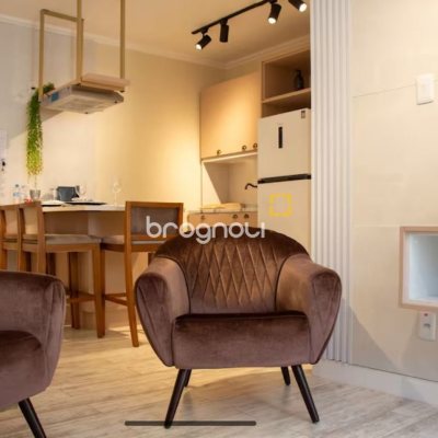 Apartamento com 99m², 3 quartos (sendo 1 suíte), no bairro Centro em Florianópolis