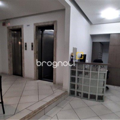 Apartamento com 99m², 3 quartos (sendo 1 suíte), no bairro Centro em Florianópolis