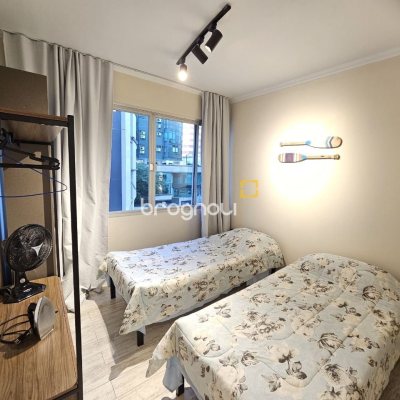 Apartamento com 99m², 3 quartos (sendo 1 suíte), no bairro Centro em Florianópolis