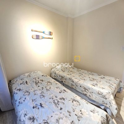 Apartamento com 99m², 3 quartos (sendo 1 suíte), no bairro Centro em Florianópolis
