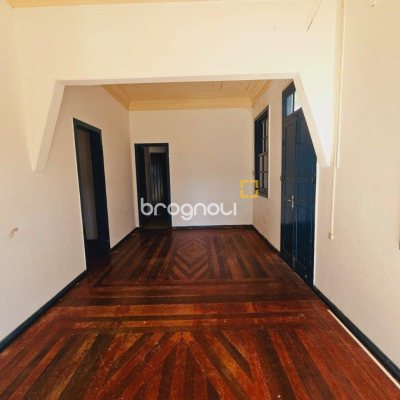 Casa com 270m², 2 quartos, no bairro Balneário em Florianópolis