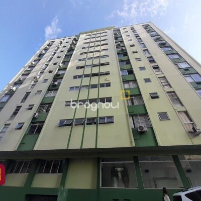 Apartamento com 54m², 2 quartos, no bairro Centro em Florianópolis