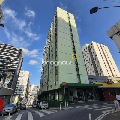 Apartamento com 54m², 2 quartos, no bairro Centro em Florianópolis