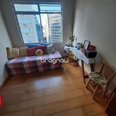Apartamento com 54m², 2 quartos, no bairro Centro em Florianópolis