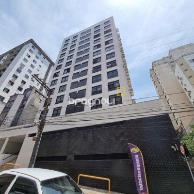 Sala com 32m², no bairro Centro em Florianópolis