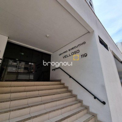 Sala com 32m², no bairro Centro em Florianópolis