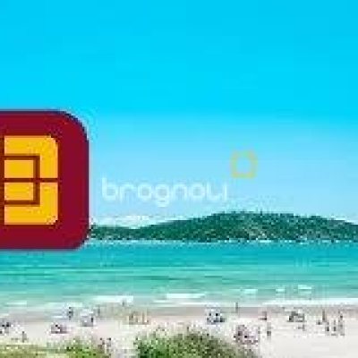 Casa com 209m², 4 quartos (sendo 1 suíte), 4 garagens, no bairro Campeche em Florianópolis
