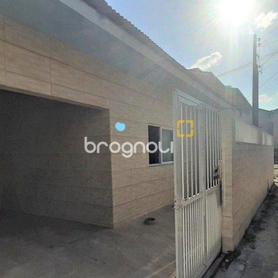 Casa com 68m², 3 quartos, 1 garagem, no bairro Ponte do Imaruim em Palhoça