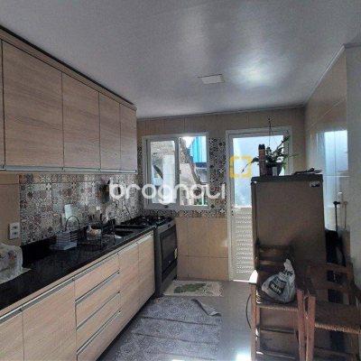 Casa com 68m², 3 quartos, 1 garagem, no bairro Ponte do Imaruim em Palhoça
