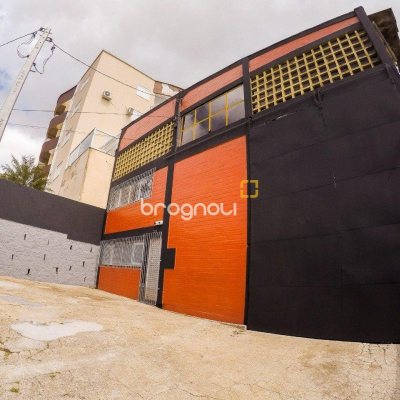 Galpão com 474m², 5 garagens, no bairro Serraria em São José