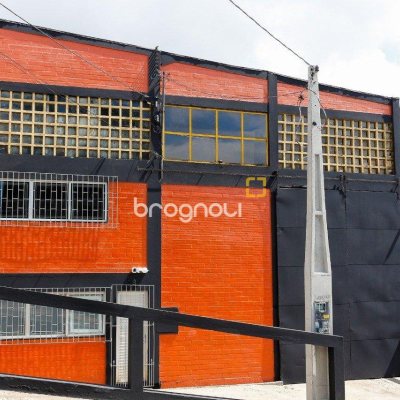 Galpão com 474m², 5 garagens, no bairro Serraria em São José