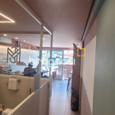 Loja com 44m², no bairro Trindade em Florianópolis