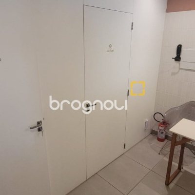 Loja com 44m², no bairro Trindade em Florianópolis