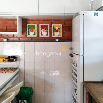 Casa com 200m², 5 quartos (sendo 1 suíte), 3 garagens, no bairro Lagoa da Conceição em Florianópolis
