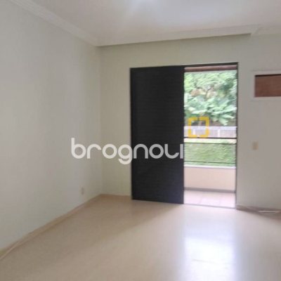 Apartamento com 134m², 3 quartos (sendo 1 suíte), 1 garagem, no bairro Agronômica em Florianópolis