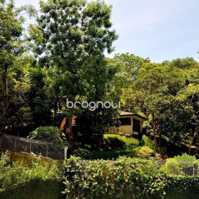 Apartamento com 134m², 3 quartos (sendo 1 suíte), 1 garagem, no bairro Agronômica em Florianópolis